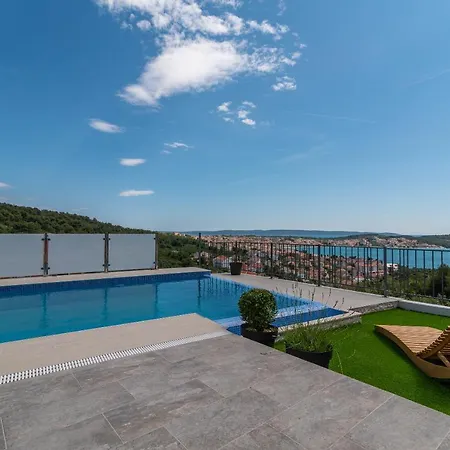 Holiday Trogir-ciovo Goldy